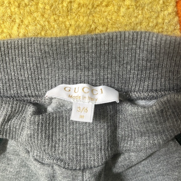 Gucci Baby gray sweatpants size 3-6 months in great condition - Picture 3 of 3